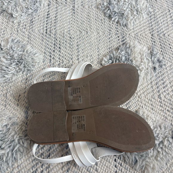 Sandals - Picture 6 of 9